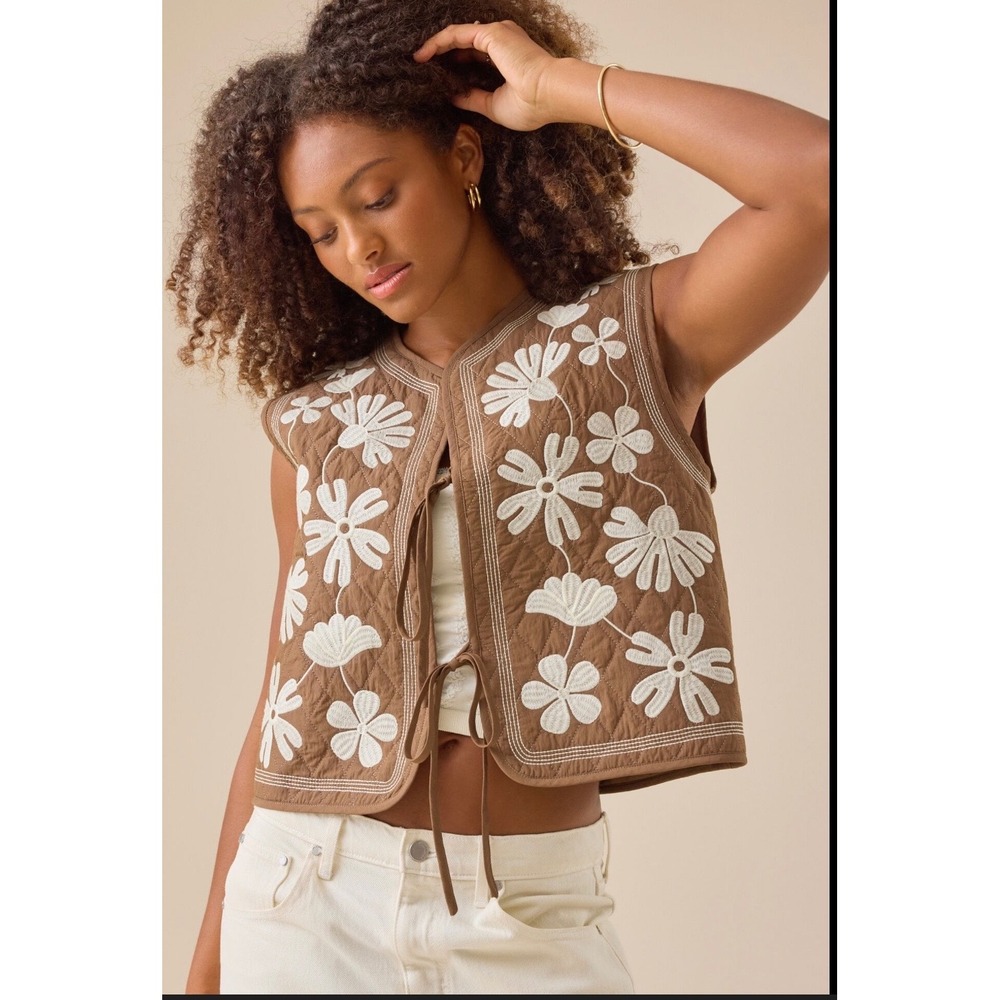 Altar'd State Womens XS Brown Quilted Floral Embroidered Tie Front Vest Cottage
